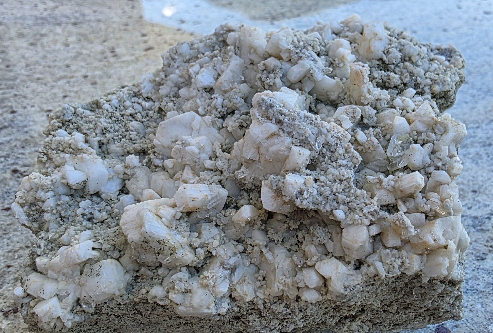 Minerali & Pietre curative: Periklin mit Apatit Fieschergletscher – Usato da Glis venduto da nbu_65ys 1