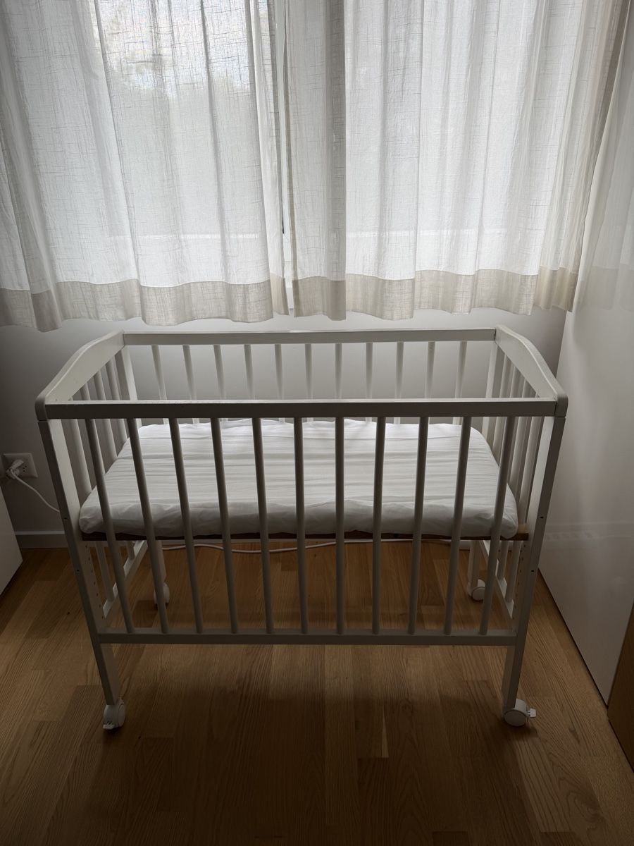 Culle: Baby crib – Usato da Zürich venduto da gio_g6nr
