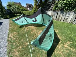 Kite F-ONE Bandit S4 in 7m2 von 2024, top Zustand!