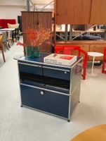 USM Sideboard / Regal in Stahlblau USM Haller ab CHF.1.-