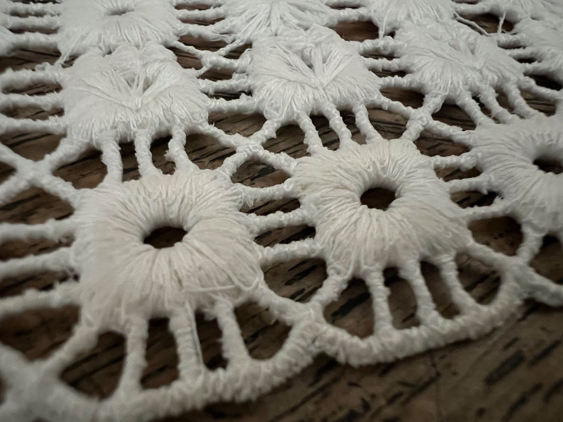 Tessuti: Alte, antike St.Galler Spitzen - Shabby – Nuovo (secondo la descrizione) da Walzenhausen venduto da Cerna007 6
