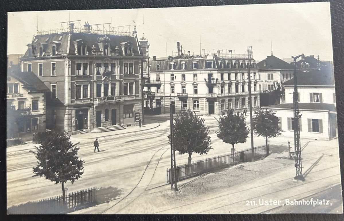 Cartoline postali: Fotokarte Uster Bahnhofplatz  – Usato da Horw venduto da Tellbub