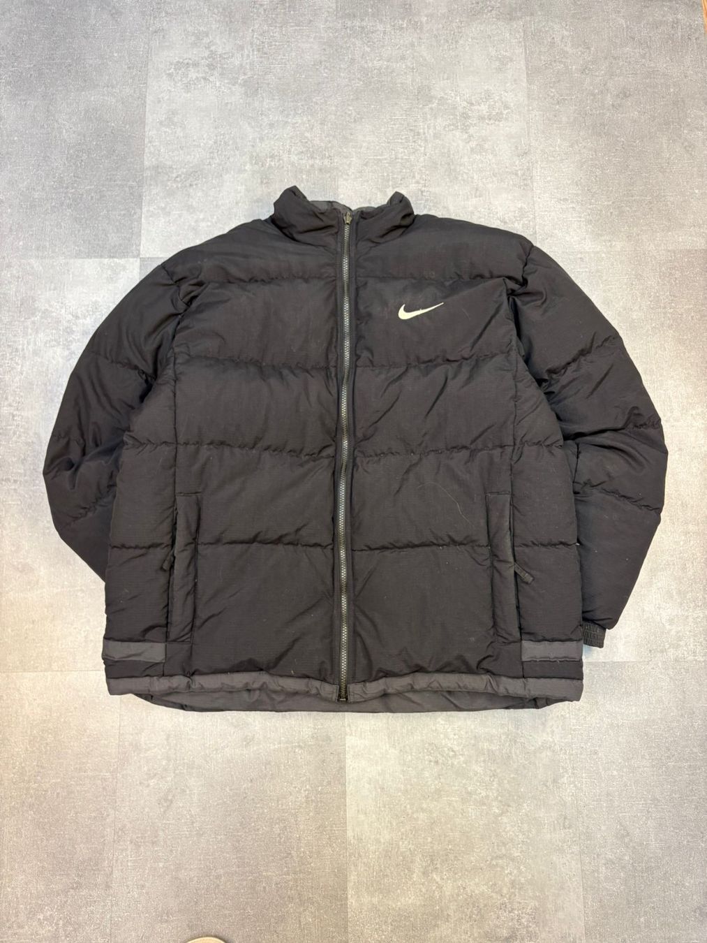 Nike Giacche: Nike Vintage Winterjacke - Grösse XL – Usato da Werdenberg venduto da hase.vintage