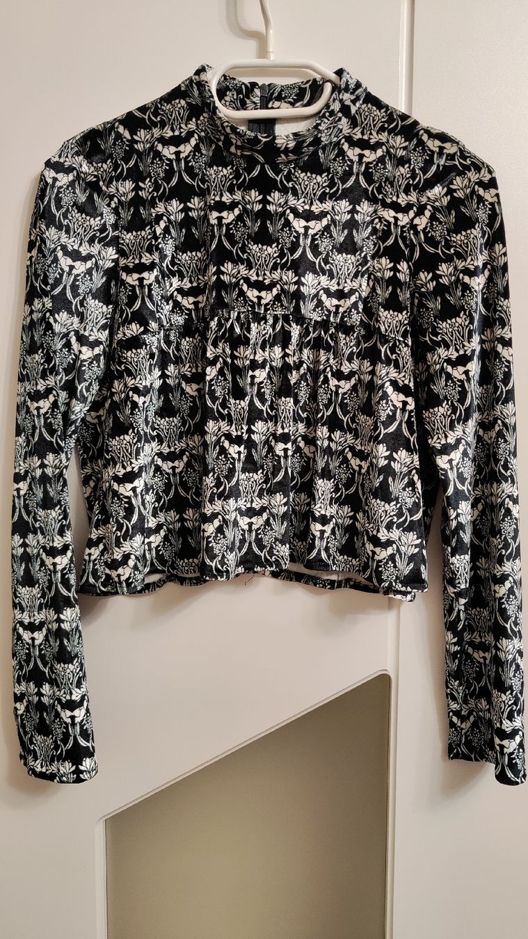 Zara Top: Top zara – Usato da Chardonne venduto da ale_9pgq
