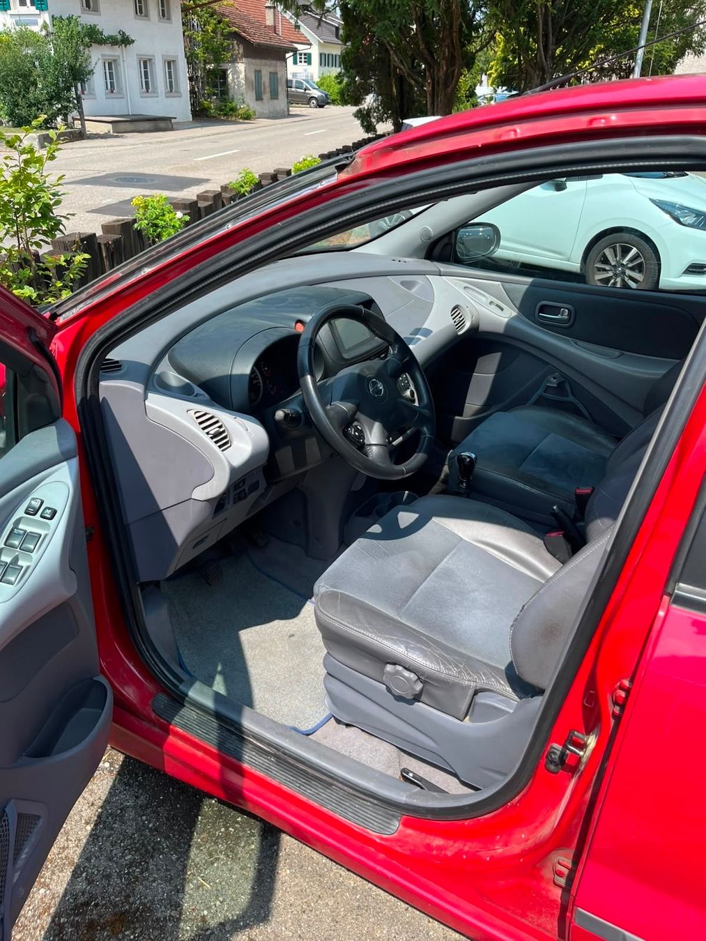 Nissan Automobili: Nissan Almera ab 1.- – Usato da Bülach venduto da GlasiCity8180 3