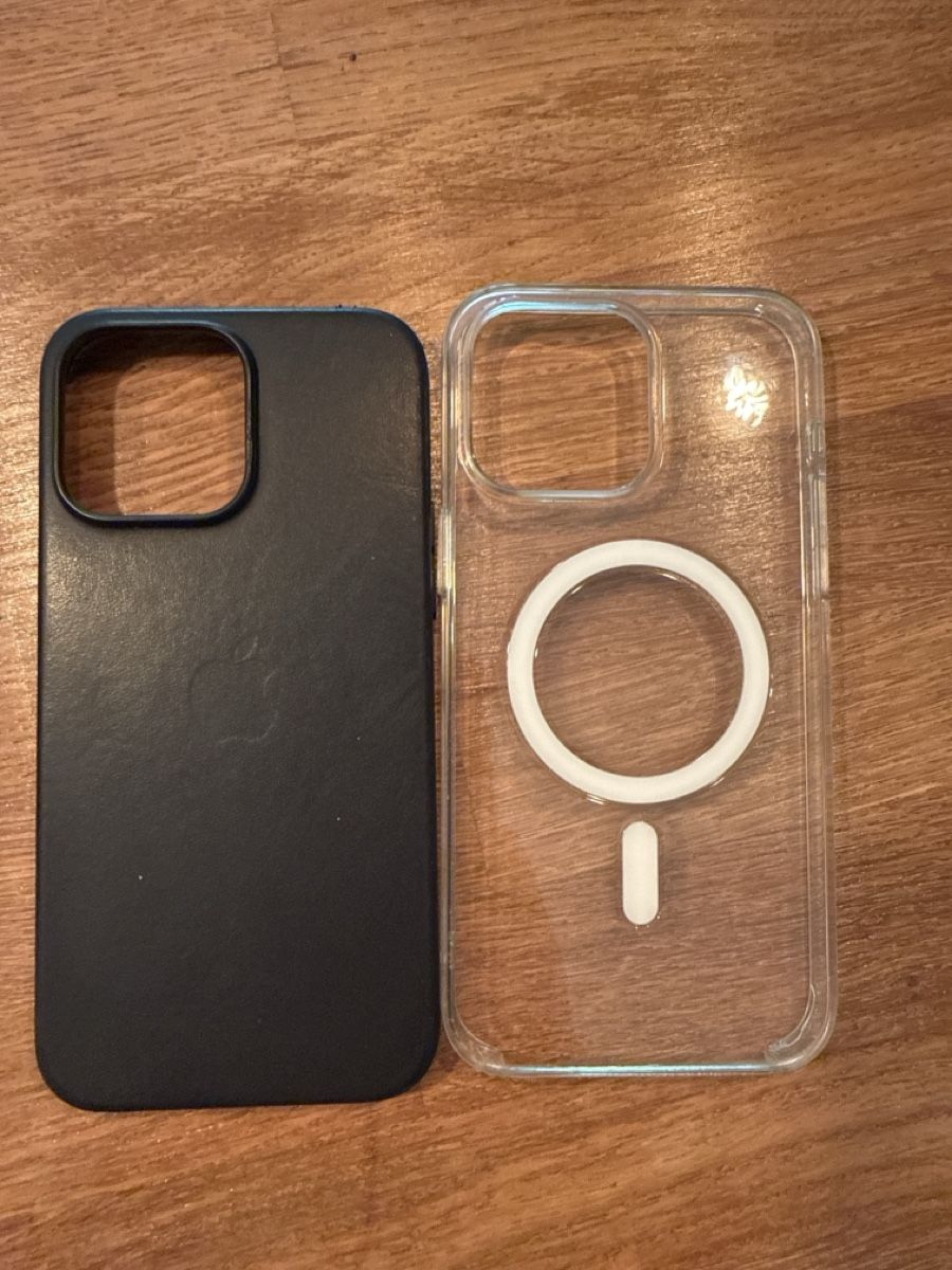 Apple Covers & Schutzfolien: Cover iPhone 16 Pro Max – Gebraucht aus Thalwil von ropejo