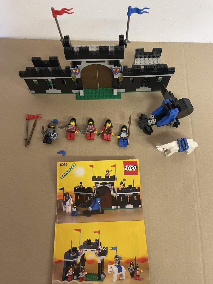 Lego Kit di costruzioni: Lego Ritter Burg Schloss 6059 – Usato da Möriken AG venduto da Peka01