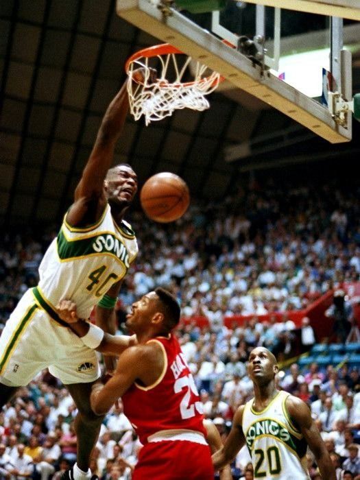 Autografi: NBA Maillot custom Sonics dédicacé par SHAWN KEMP – Nuovo (secondo la descrizione) da Lutry venduto da SwissBBCards 5