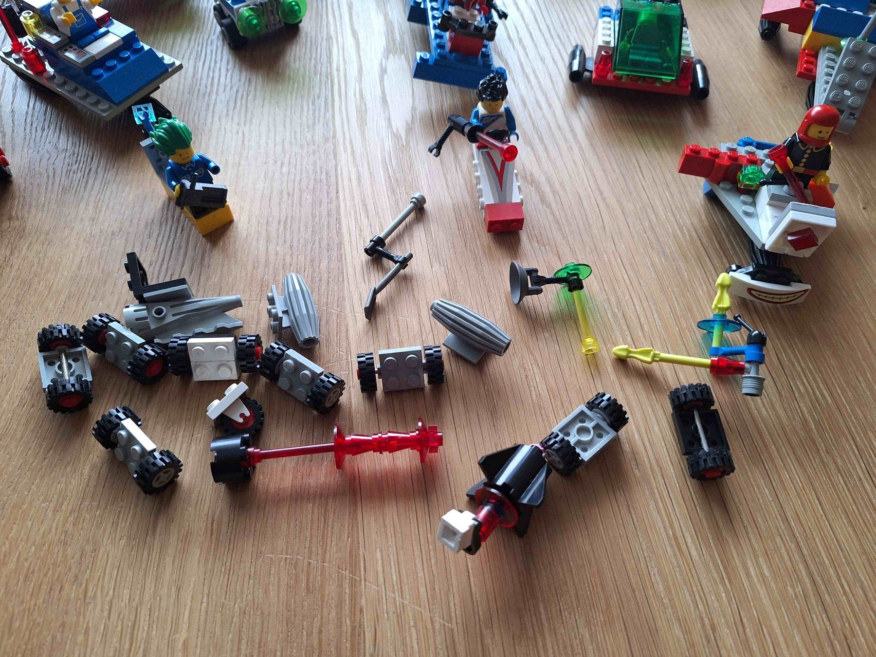 Lego Giocattoli: Lego Raumschiff Auto Set – Usato da Wichtrach venduto da Guru22 4