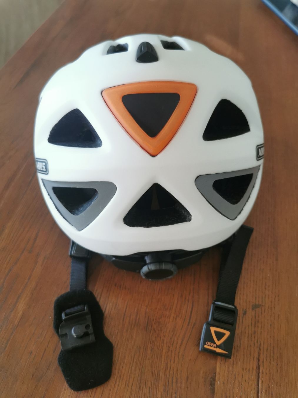 Abus Caschi: Abus Velohelm 52 - 58, weiss – Usato da Kirchlindach venduto da Javea7 1