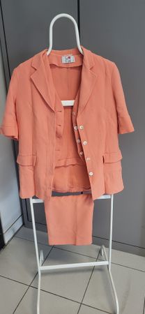 Elegantes Damenkostüm von "Le Col" Grösse 38