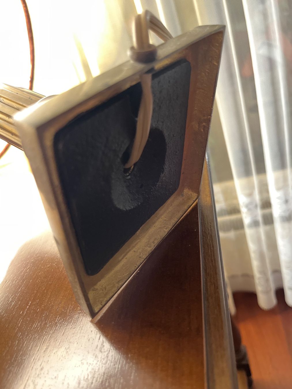 Lampen: Vintage Tischlampe mit Papierschirm – Gebraucht aus Luzern von Jiggy_8898 7