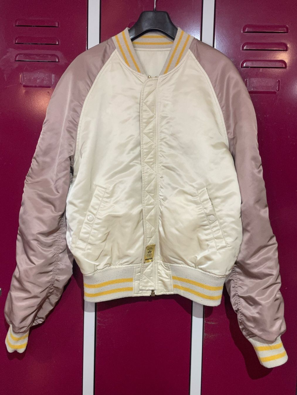 Diesel Giacche: ALPHA INDUSTRIES REVERSIBLE SOUVENIR JACKET SZ: L – Usato da Cortaillod venduto da Stay_Alive_vintage 2