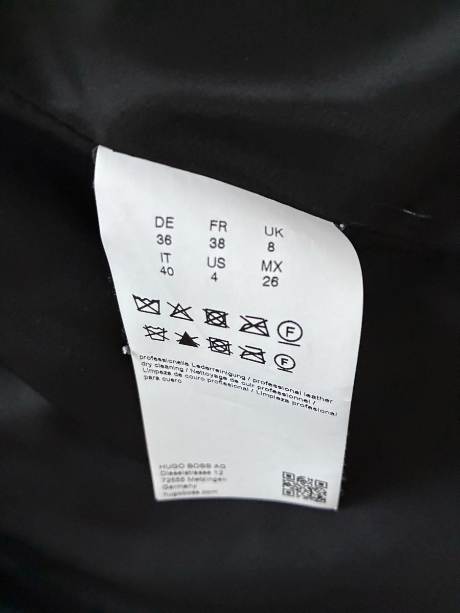Hugo Boss Jacken: Hugo Boss Leder Jacke – Gebraucht aus Adligenswil von Rebekka_x 3