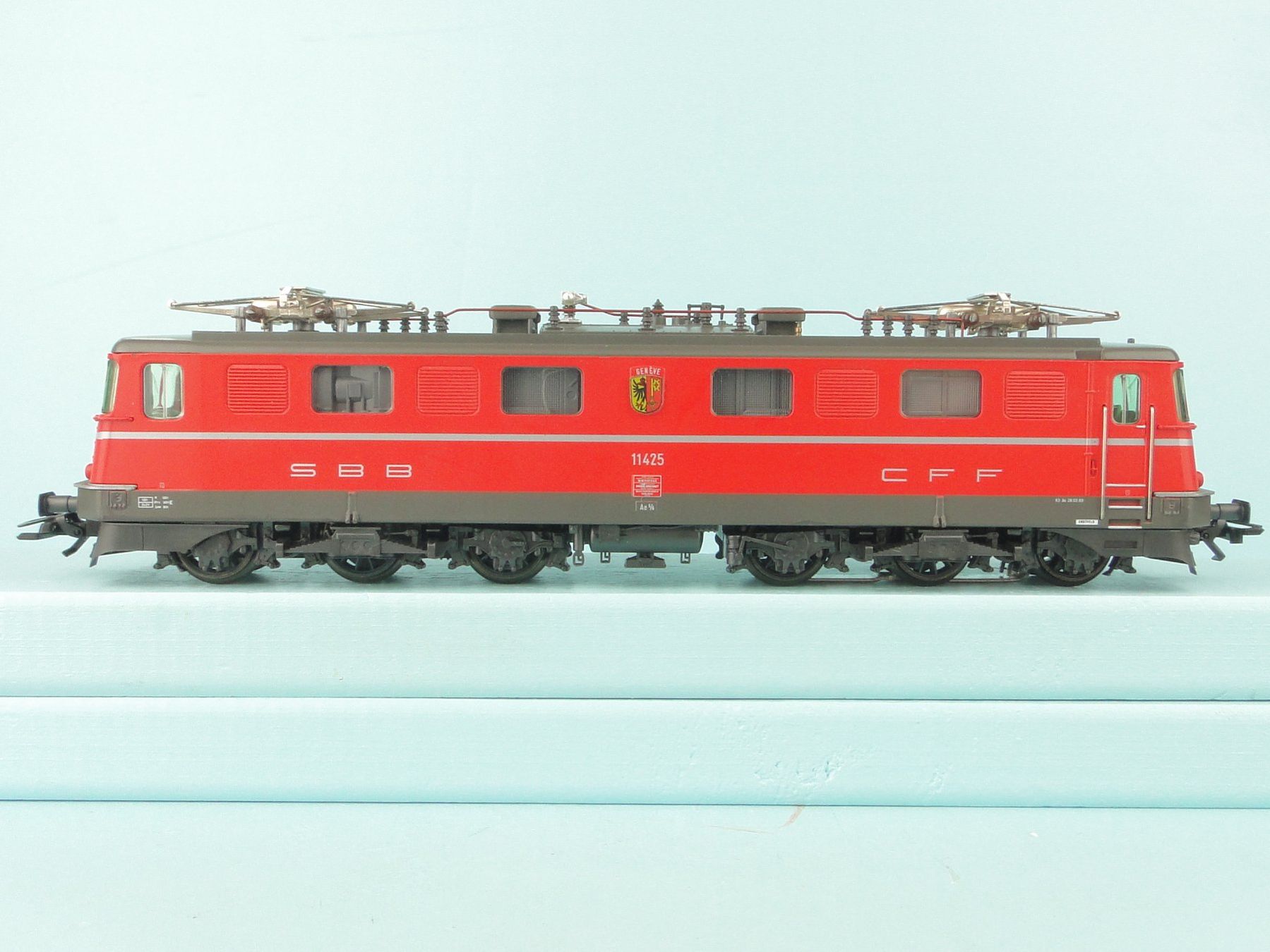 Märklin Modellini di ferrovie: Märklin 3336 Ae 6/6 Genf – Usato da Bülach venduto da cann11 9