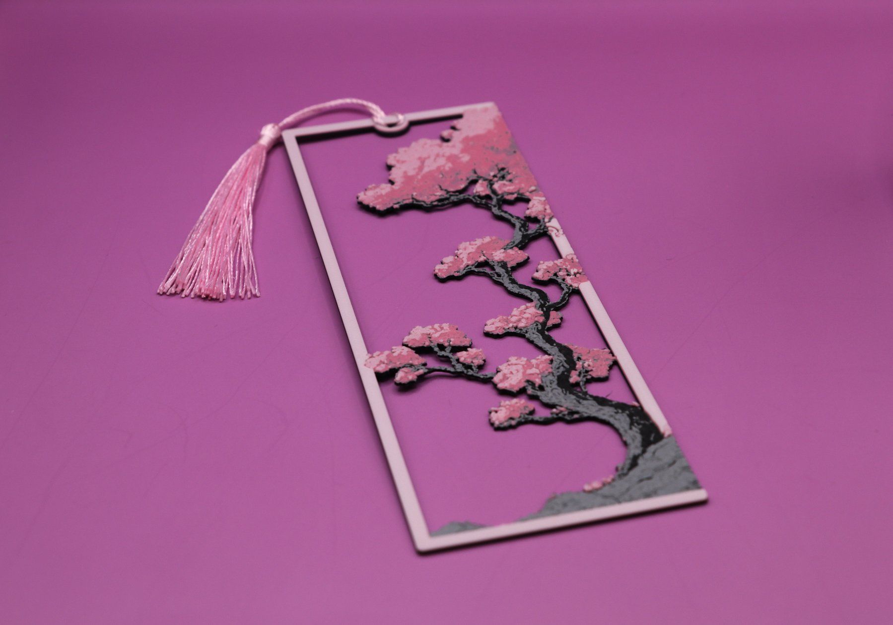 Altre raccolte & rarità: Lesezeichen Kirschblüten mit rosa Quaste – Nuovo e nell'imballaggio originale da Winterthur venduto da Printfusion 4
