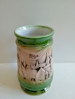 Bierkrug Riga Reliefdekor Beige Grün Keramik 17 cm