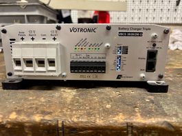 Votronic 3242 VBCS 30/20/250 Triple-CI - Solarladeregler