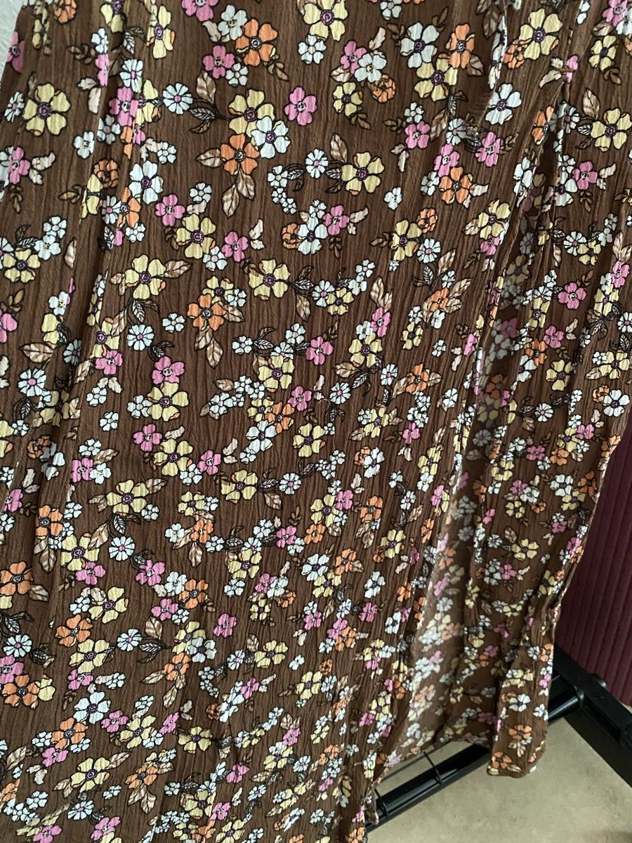 C&A Kleider: Clockhouse Sommer Kleid mit Blumenmuster, Grösse 36 – Gebraucht aus Ennenda von cal_pn6x 1