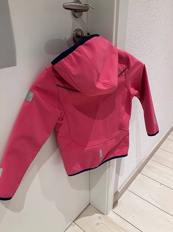 Trevolution Giacche & Cappotti: Veste de randonnée taille 116cm – Usato da Chapelle-s-Moudon venduto da vanesso 1