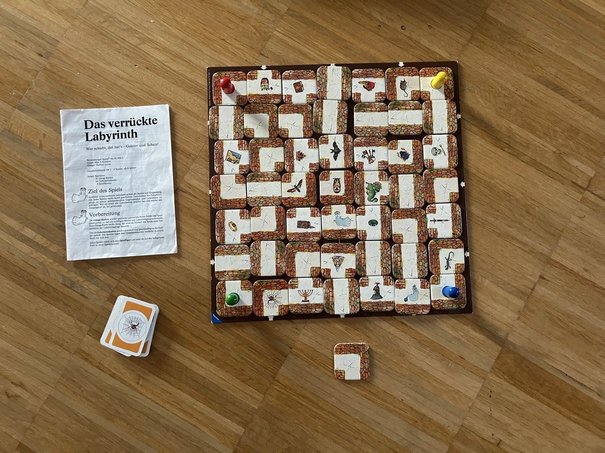 Ravensburger Spiele: Das Verrückte Labyrinth Brettspiel – Gebraucht aus Zürich von peppermint11 1