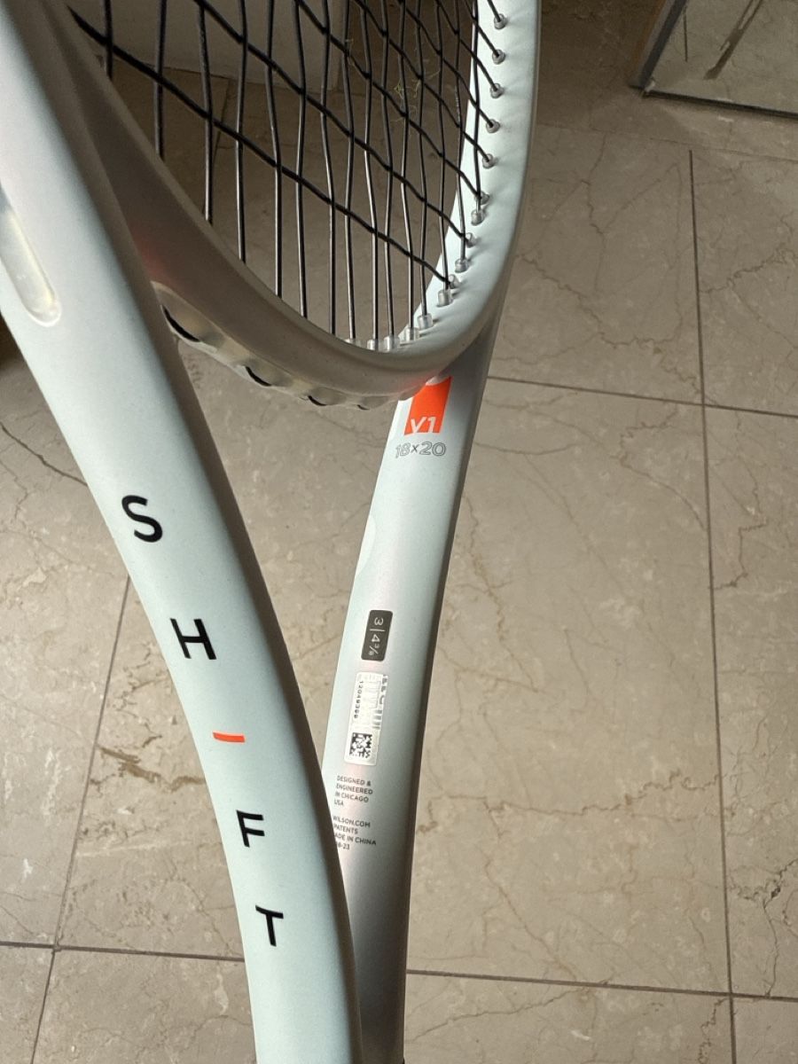 Wilson Racchette: 2x Wilson Shift Pro 99 (Griff: 3) – Usato da Zürich venduto da Bioloreno 2