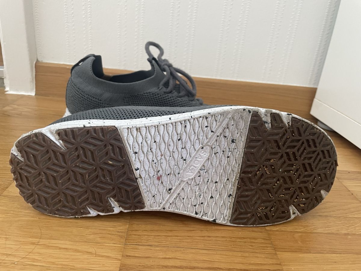 Scarpe da donna: Sneakers – Usato da Zürich venduto da Luana_soph 1
