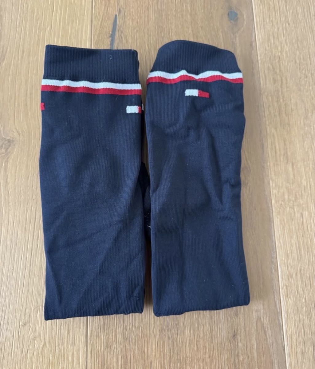 Tommy Hilfiger Calze: Tommy Hilfiger Reitsocken Gr. 37/38 – Usato da Rapperswil SG venduto da walzvalerie