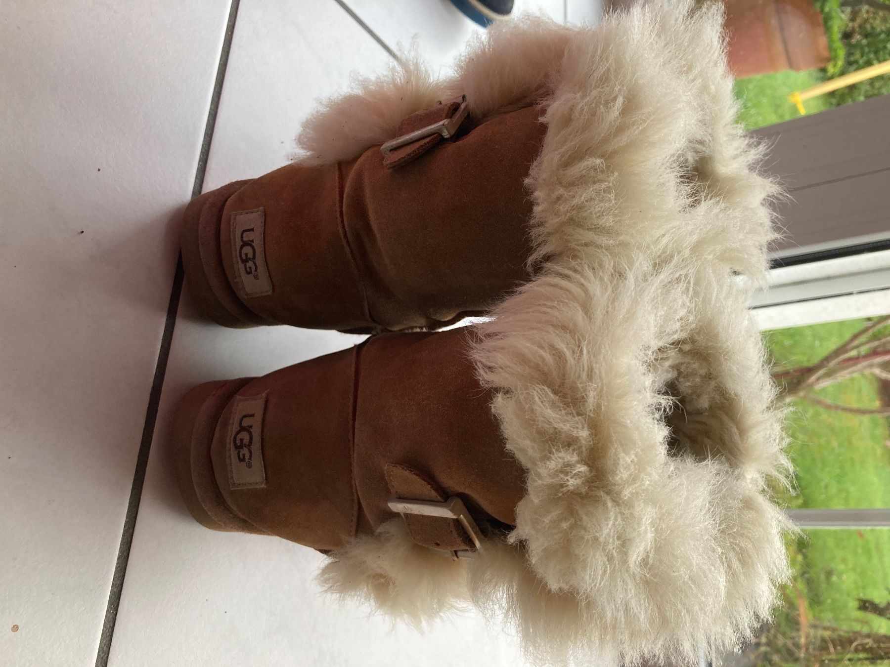 Ugg Schuhe für Mädchen: UGG bottes taille 37 – Gebraucht aus domdidier von picolo99 3
