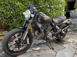 Ducati Scrambler 800 FThrottle, JG 2018, 430 km TOP Zustand!