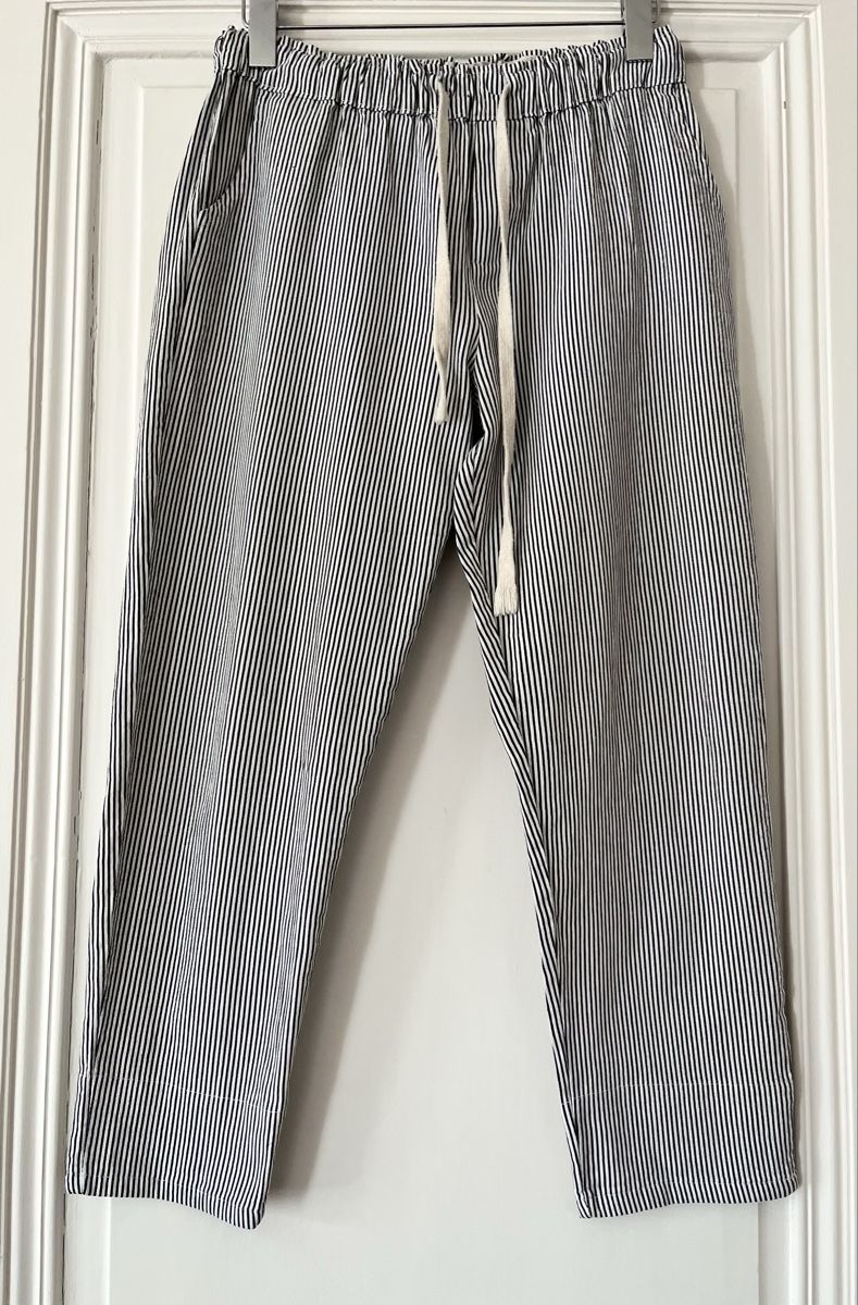Hosen: Pantalon NAÏS – Gebraucht aus Lausanne von micou47
