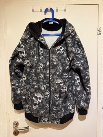 Totenkopf Kapuzenpullover , Unisex, ideal für Herbst!
