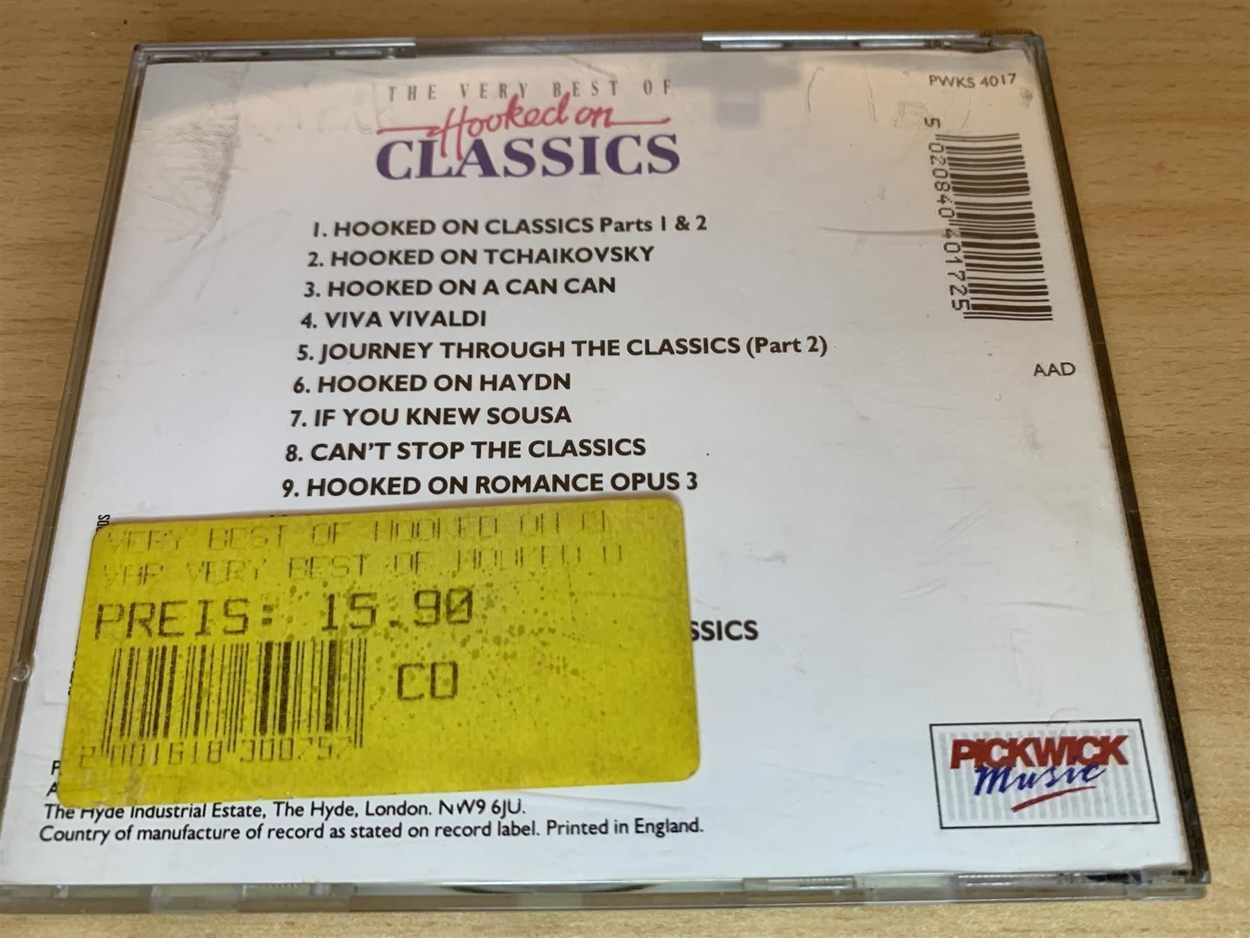CD: The Very Best Of Hooked On Classics – Usato da Rikon im Tösstal venduto da Alpenmutz 1