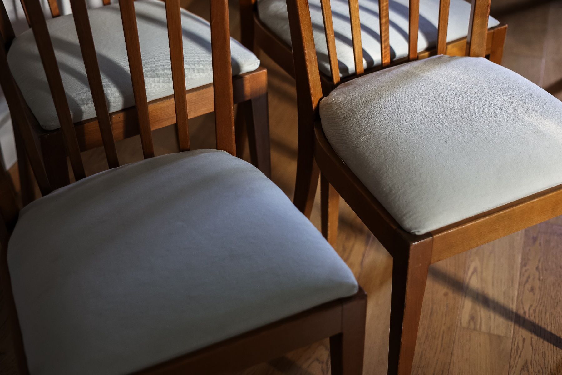 Stühle: 4 restaurierte Vintage-Stühle – Gebraucht aus Bern von QualitySecondHand 3
