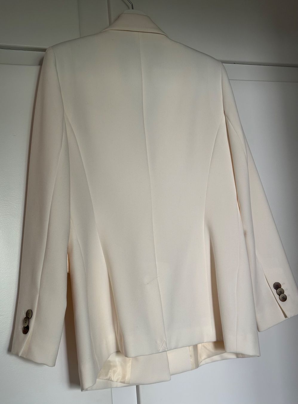 Giacche: Blazer Damen creme-weiss Gr.40 – Usato da Zürich venduto da cpadellina 7