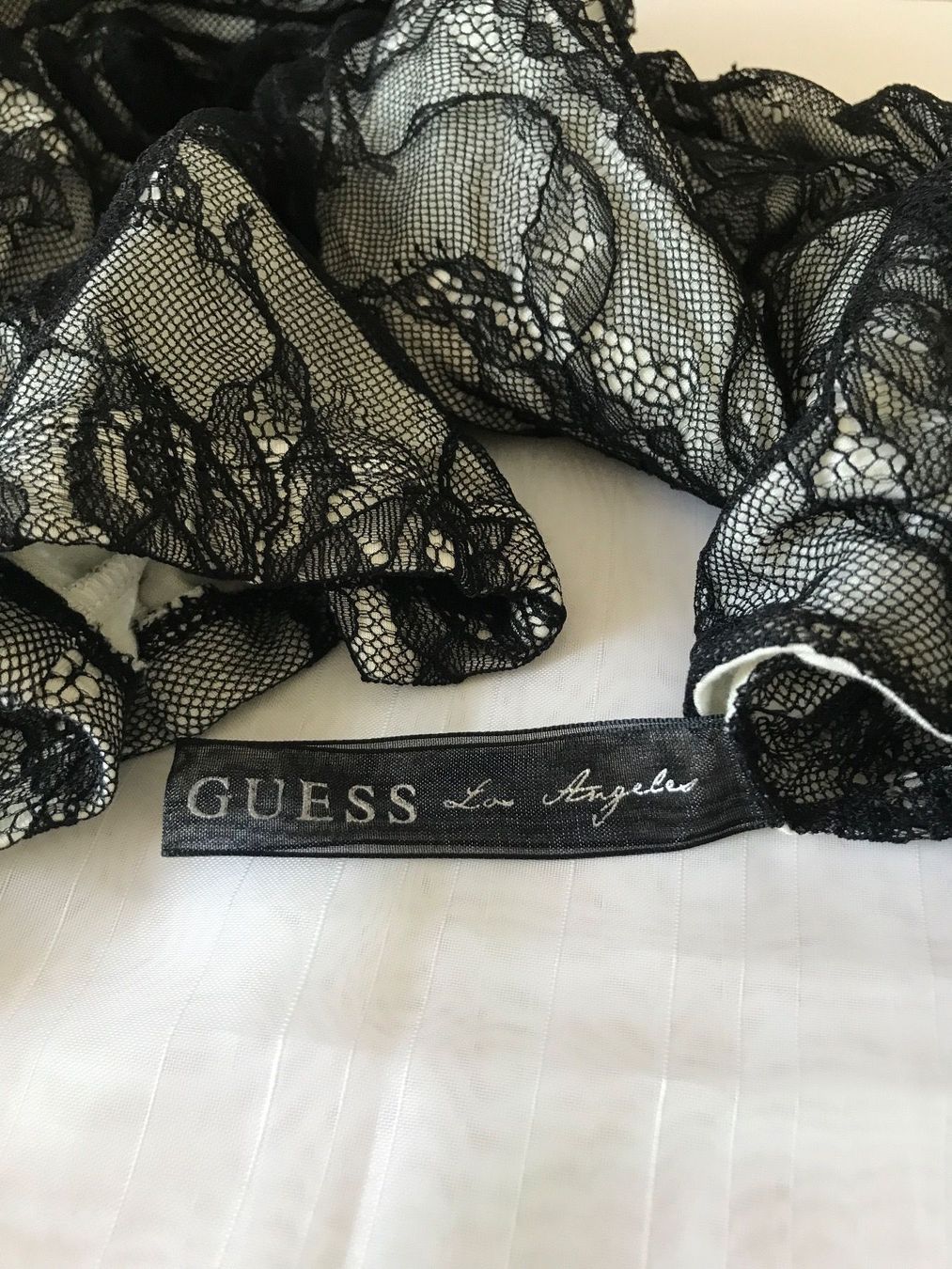 Vestiti: Guess Kleid – Usato da Ueberstorf venduto da ojas23 5