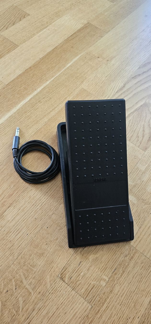 Yamaha Musikinstrumente: Yamaha FC7  – Neu (gemäss Beschreibung) aus Luzern von Maja.C 1
