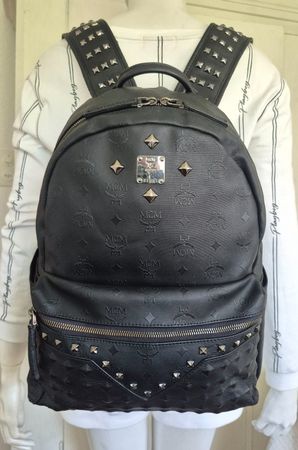 MCM Rucksack mit Nieten