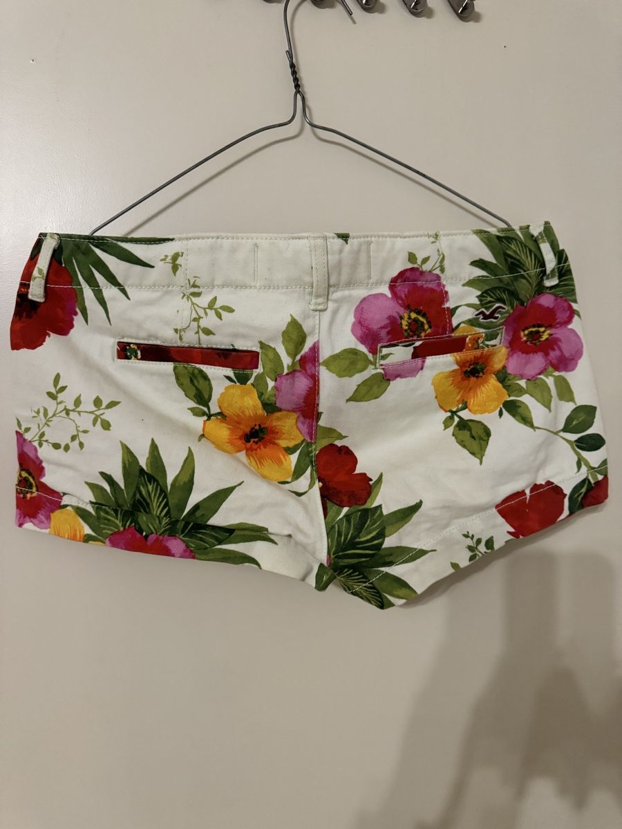 Hollister Pantaloni: Hollister hose – Usato da zürich venduto da fufinini4 1
