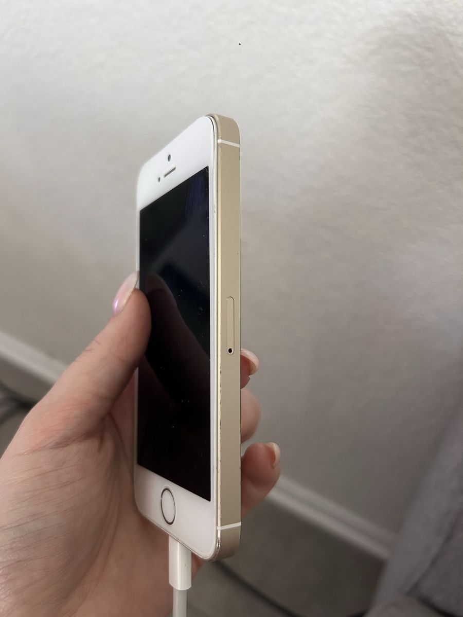 Apple Telefoni cellulari / Smartphones: iPhone 5s 32GB Or doré, bon état – Usato da Vilars NE venduto da Lau_Vth 3