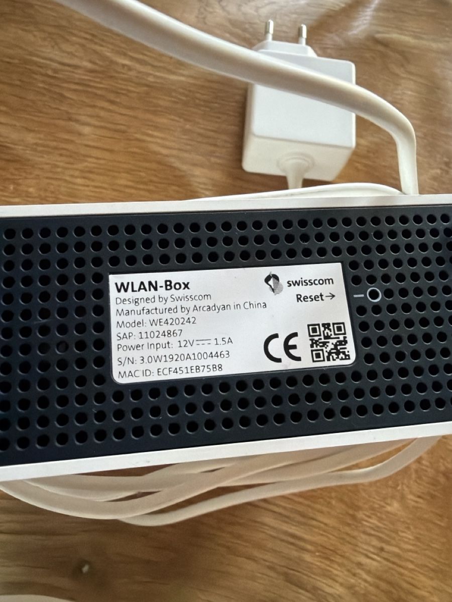 Swisscom Wlan: 2x Swisscom WLAN-Box – Gebraucht aus Staffelbach von Roger1312 1