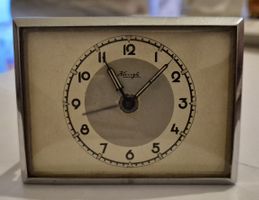 Réveil vintage Kiensle, design des années 50