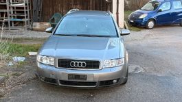 Audi A4 Avant Kombi 2.5l Diesel mit Fahrwerk, Defekt