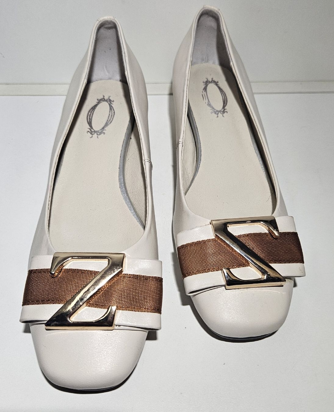 Scarpe da donna: eleganter Schuh Gr. 39 - Spendenaktion – Nuovo (secondo la descrizione) da Unterkulm venduto da Beljasch 2