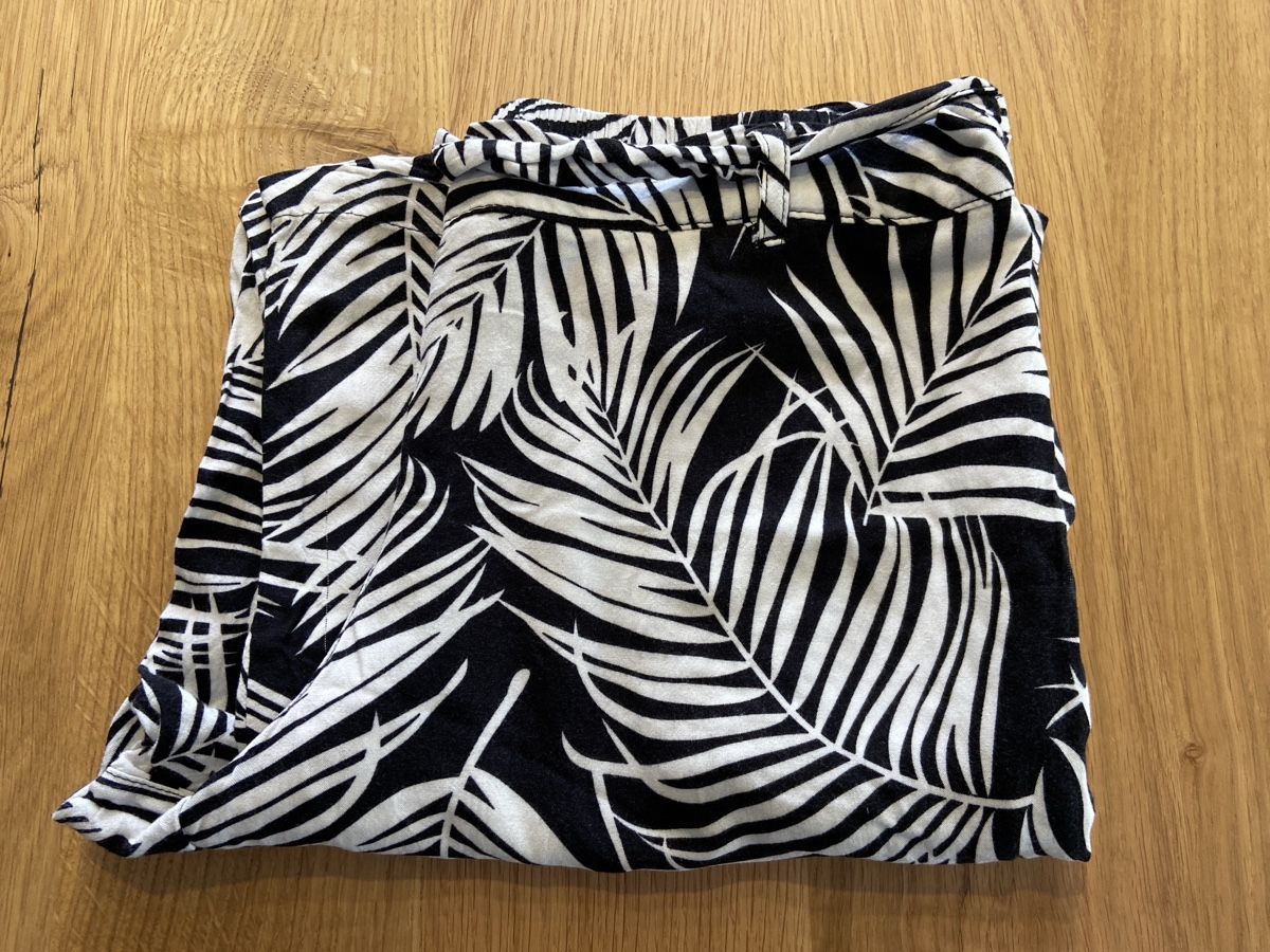 Pantaloni: Sommerhose Gr38 – Usato da Arth venduto da ssu_8v2j 2