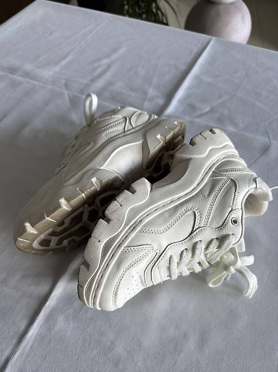 Scarpe da uomo: Zara Chunky Sneakers  Kinder – Nuovo e nell'imballaggio originale da Schlieren venduto da gue_m9qk 1