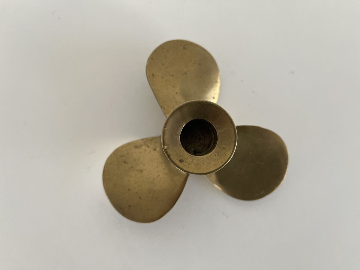 Alle Dekorationen: Kerzenständer / Messing / Propeller  – Gebraucht aus Wetzikon ZH von seli03 2