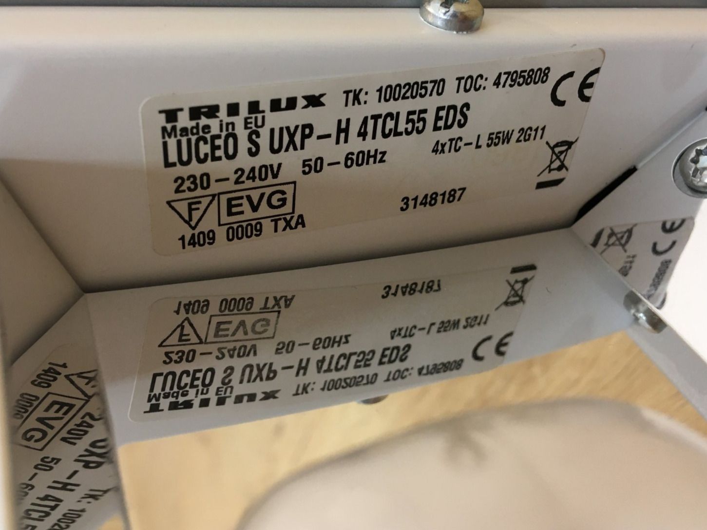 Lampade: Standleuchte mit autom. An- und Ausschaltsensor, dimmbar! – Usato da Schaffhausen venduto da Schweizerschatzkiste 8