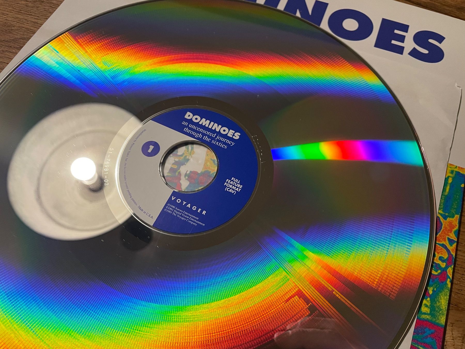 Tutti i DVDs: Dominoes - LASER DISC - LD - Englisch Original – Usato da Stans venduto da Brode 3