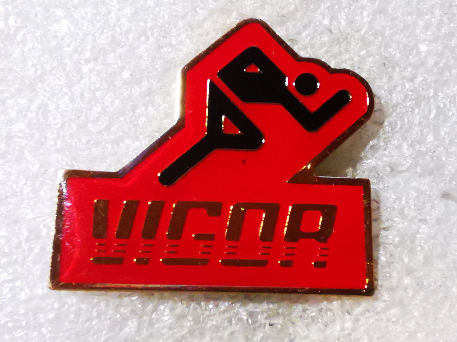 Placchette & Badge: Ansteckpin 94: – Usato da Oppligen venduto da Pin-Fall-Shop